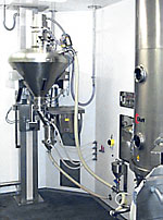 Pneumatic conveyor system with Glatt sieve for product homogenization